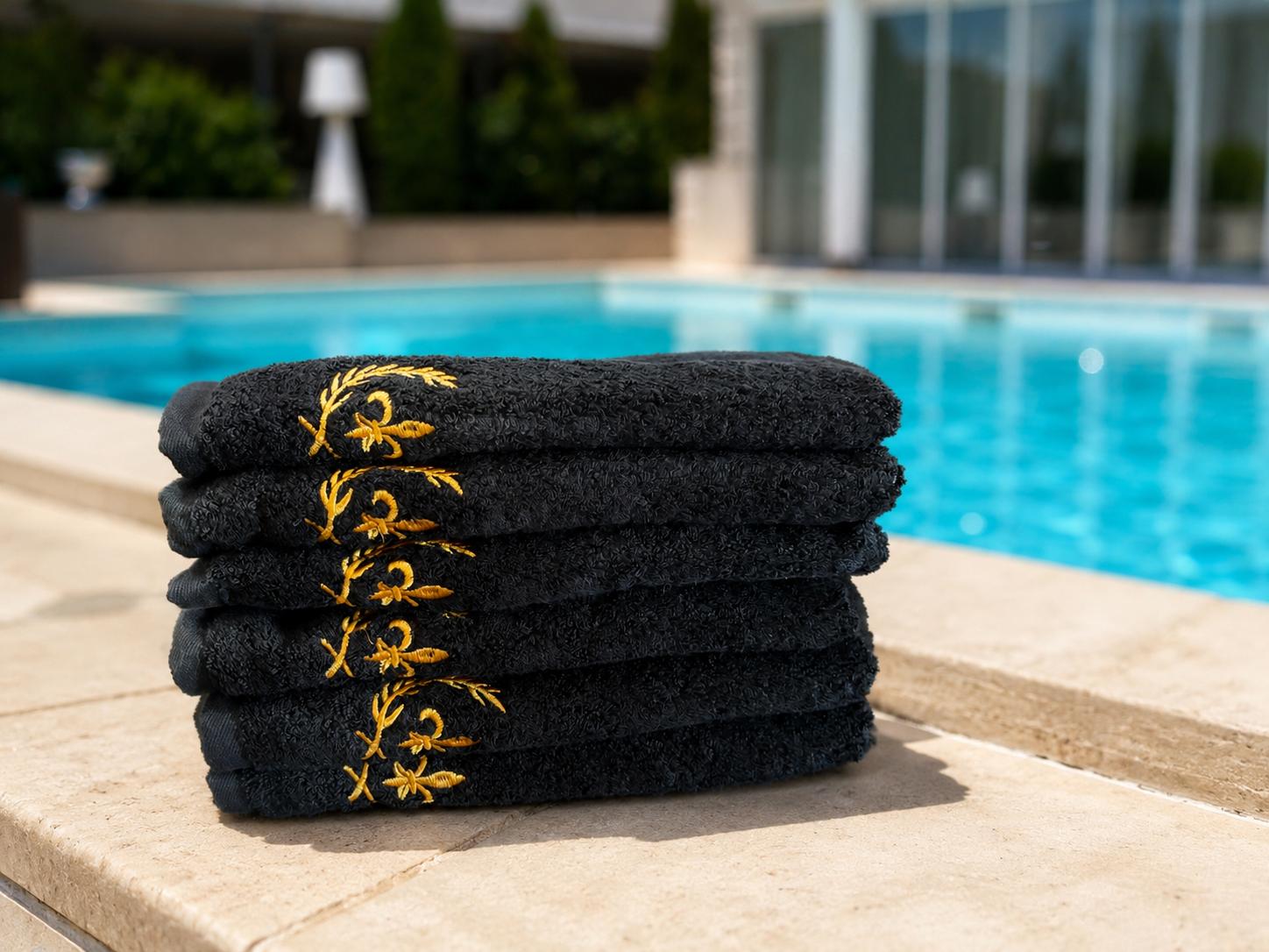 Prosoape curate pregătite la piscina Hotelului Elite